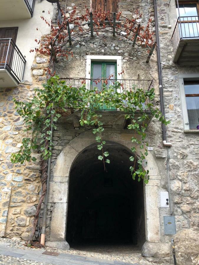 Casa Vacanze 'Lo Spirito Del Monte' Capo di Ponte Luaran gambar